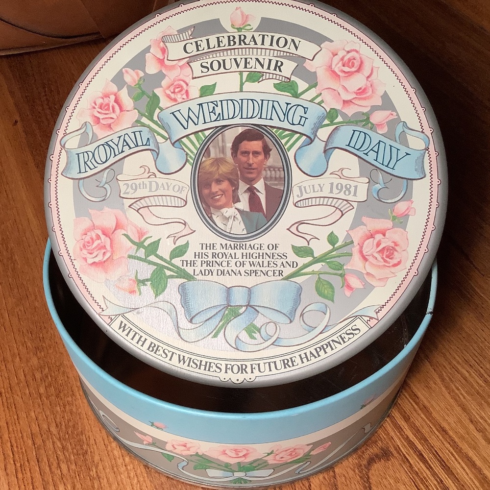 Charles and Diana Royal Wedding Tin